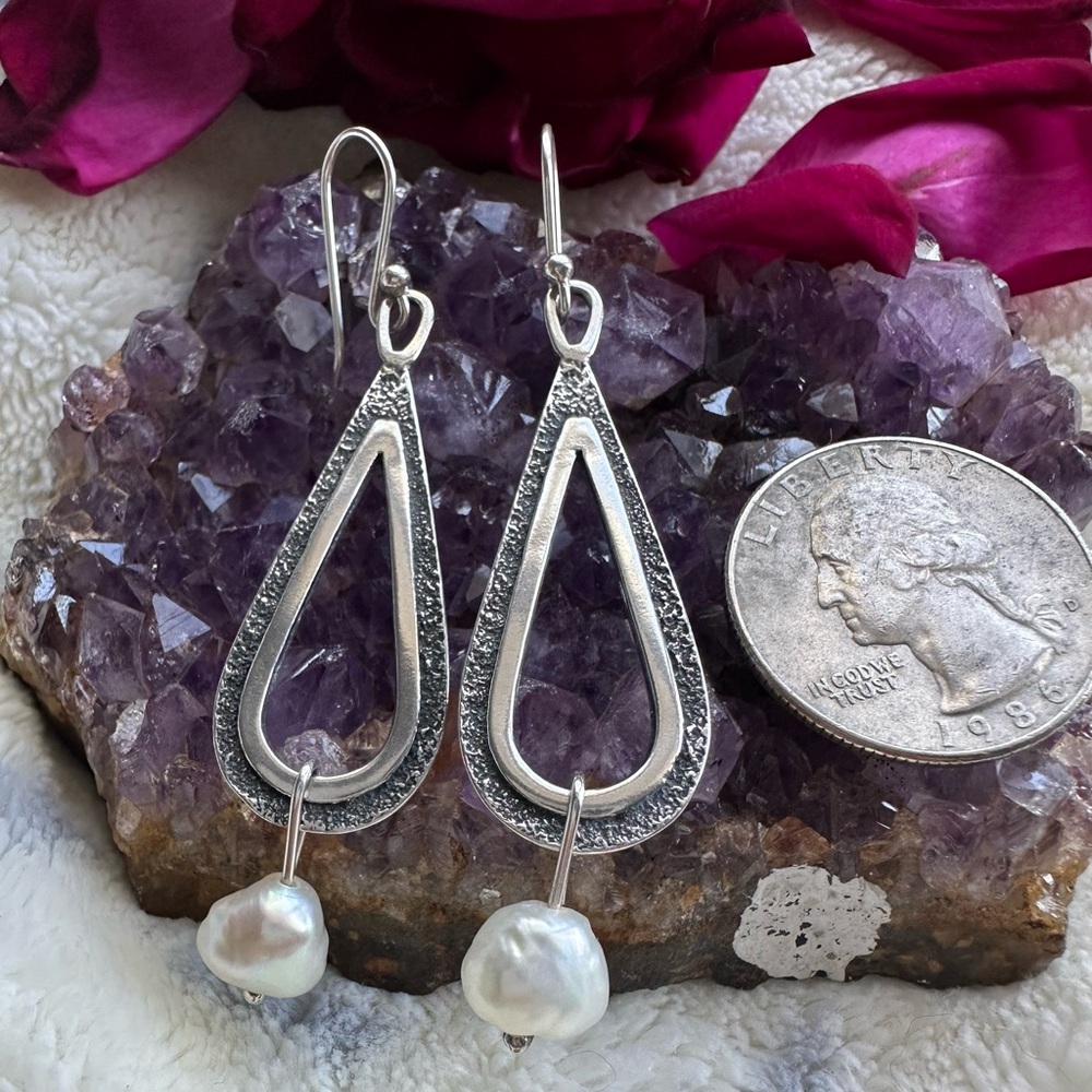 silpada W1388 sterling Silver 925 Teardrop Earrings with Pearl Accent